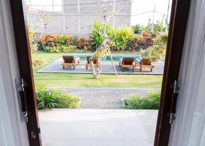 MADE CAYON CANGGU Guest House Canggu
