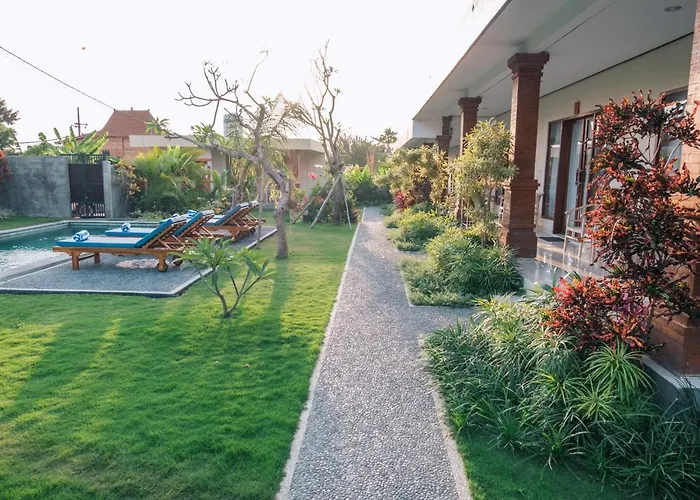 MADE CAYON CANGGU Guest House 3* Canggu
